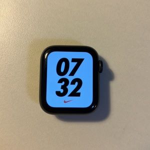 Apple watch series 6 Nike space gray aluminum case 40mm (GPS)